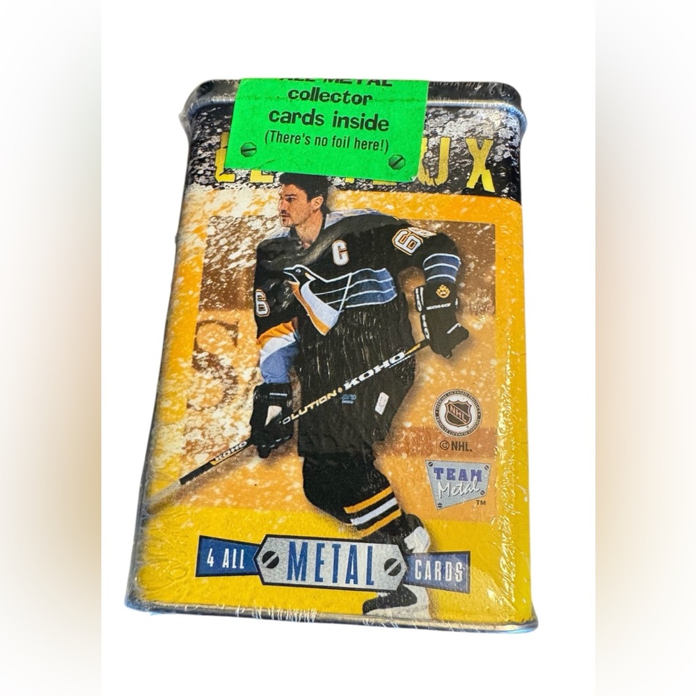 NWOT Mario Lemieux Hockey Collector Cards Tin